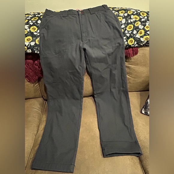 NWT- Men’s Coleman Pants - Picture 2 of 9